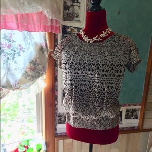 International INC blouse